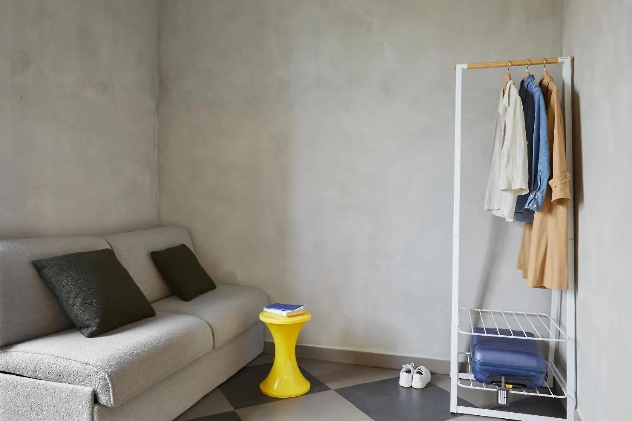 Combo Milano Hostel Italy
